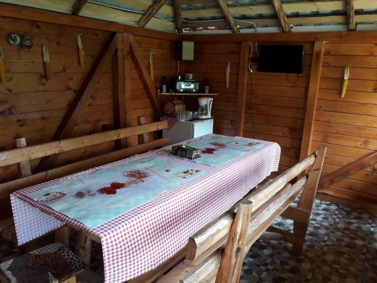 Casa Fetic Daire Nehoiu Dış mekan fotoğraf